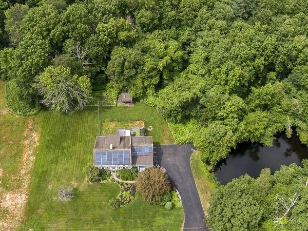 85 Millbury Rd, Oxford, MA 01540