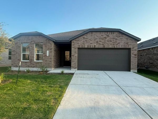 120 Brabham LOOP, Hutto, TX 78634