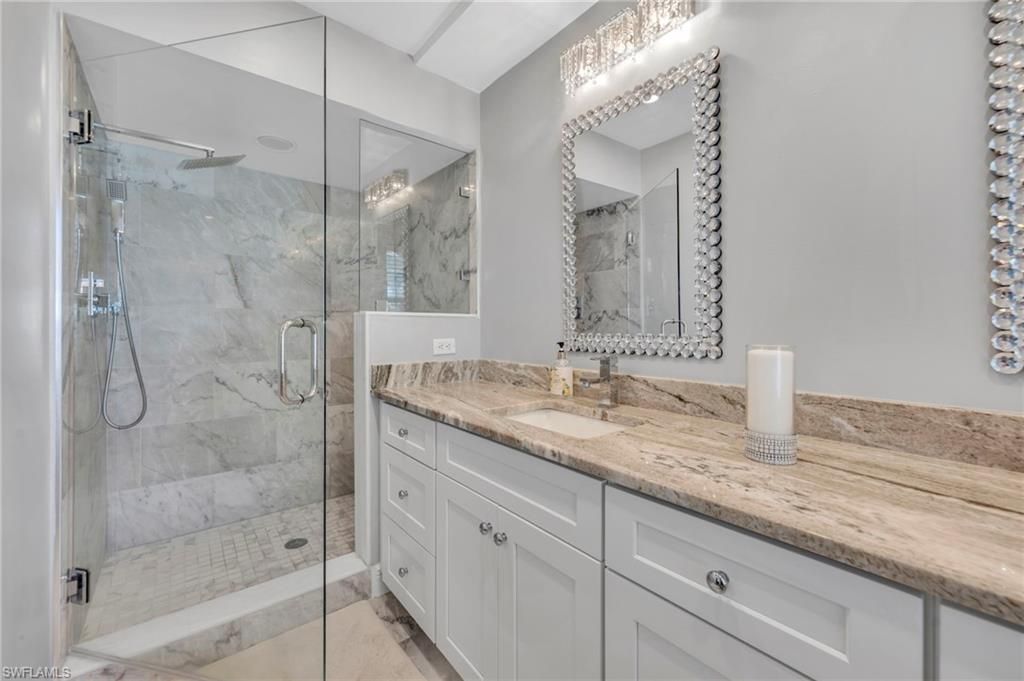 2460 Old Groves Rd , Unit 201, Naples, FL 34109 Photo