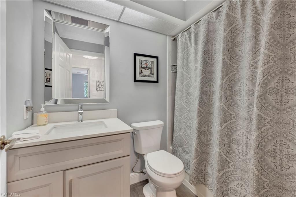 2460 Old Groves Rd , Unit 201, Naples, FL 34109 Photo