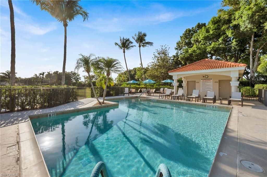 2460 Old Groves Rd , Unit 201, Naples, FL 34109 Photo