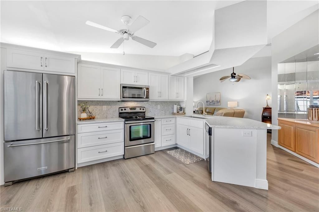 2460 Old Groves Rd , Unit 201, Naples, FL 34109 Photo