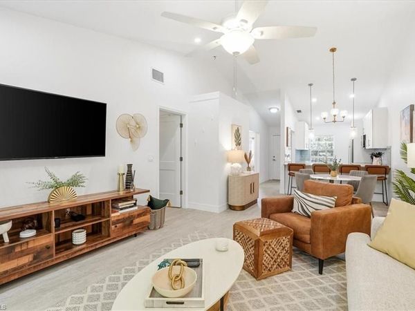 1714 Kings Lake BLVD , Unit 202, NAPLES, FL 34112