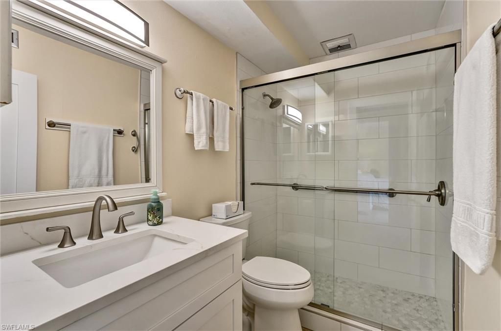 631 12th Ave S, Unit 631, Naples, FL 34102 Photo