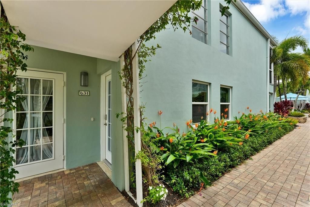 631 12th Ave S, Unit 631, Naples, FL 34102 Photo