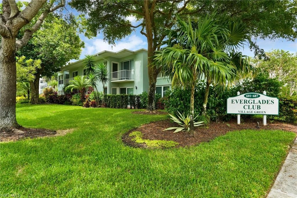 631 12th Ave S, Unit 631, Naples, FL 34102 Photo