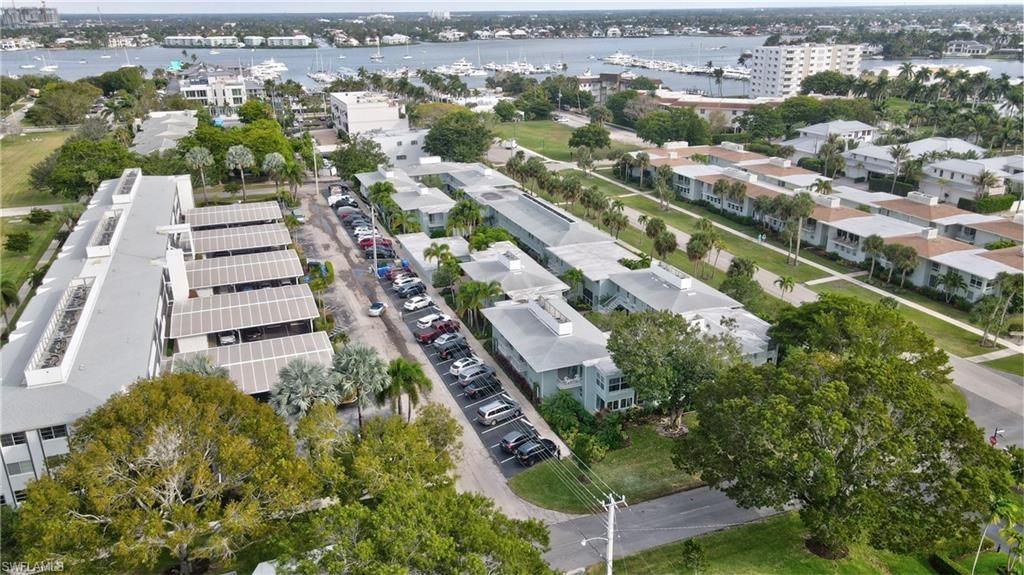 631 12th Ave S, Unit 631, Naples, FL 34102 Photo