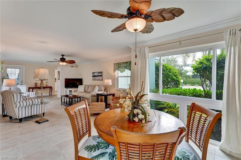 631 12th Ave S, Unit 631, Naples, FL 34102 Photo