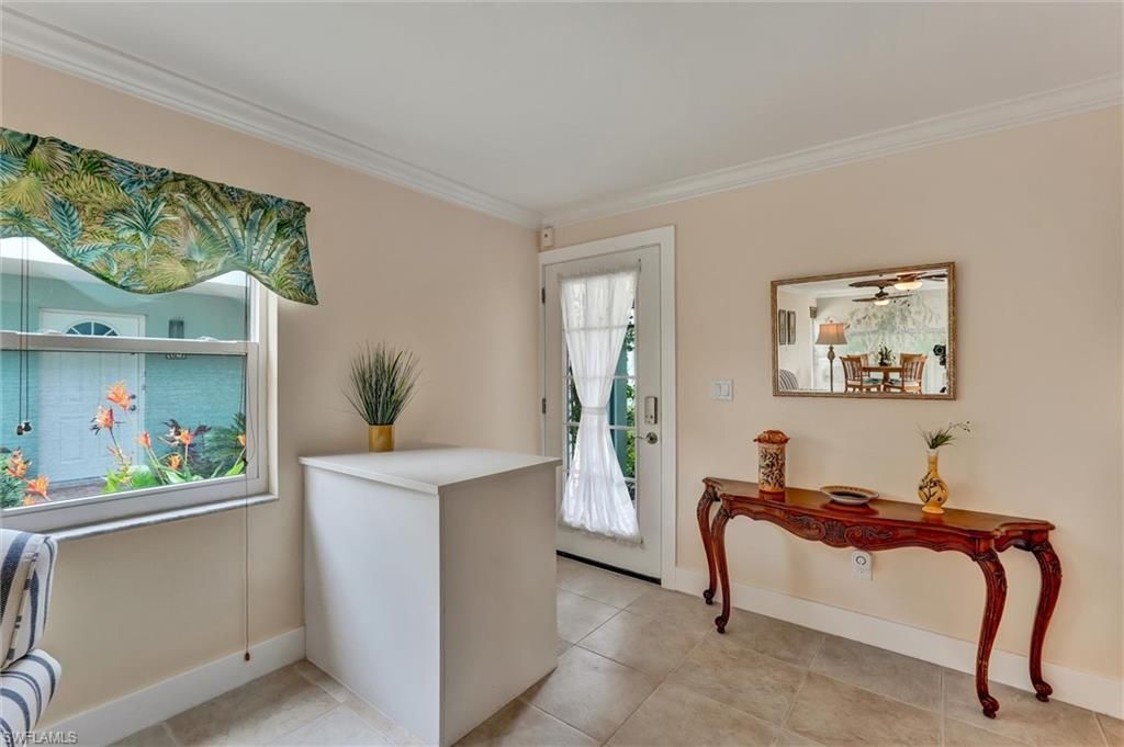 631 12th Ave S, Unit 631, Naples, FL 34102 Photo
