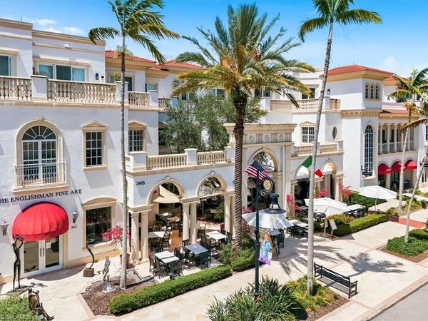 365 5th AVE S, Unit 307, NAPLES, FL 34102