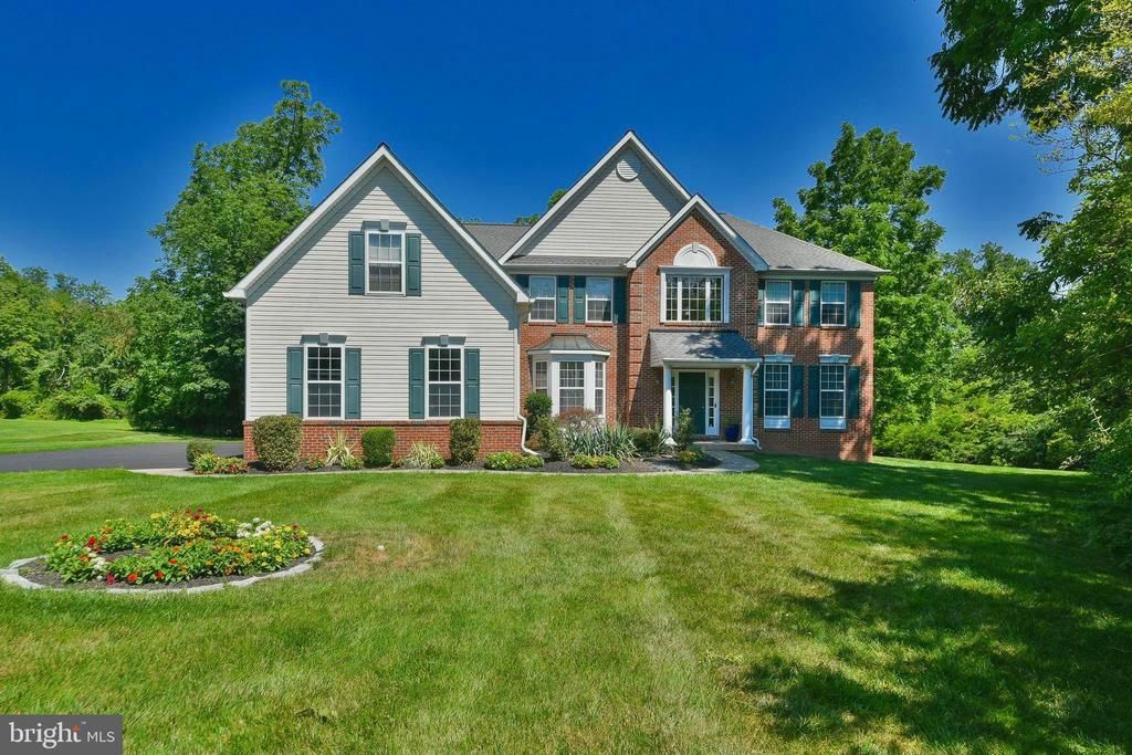 414 FOREST LANE, NORTH WALES, PA 19454