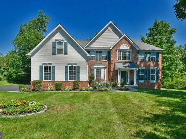 414 FOREST LANE, NORTH WALES, PA 19454