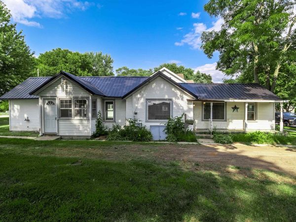 307 E Marion Street, Portage, WI 53901
