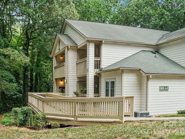 1001 Churchill Downs Court , Charlotte, NC 28211