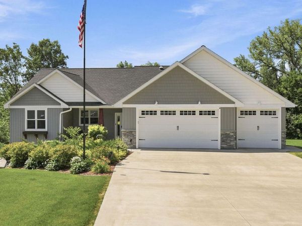 590 Northern Lights Drive , Prescott, WI 54021