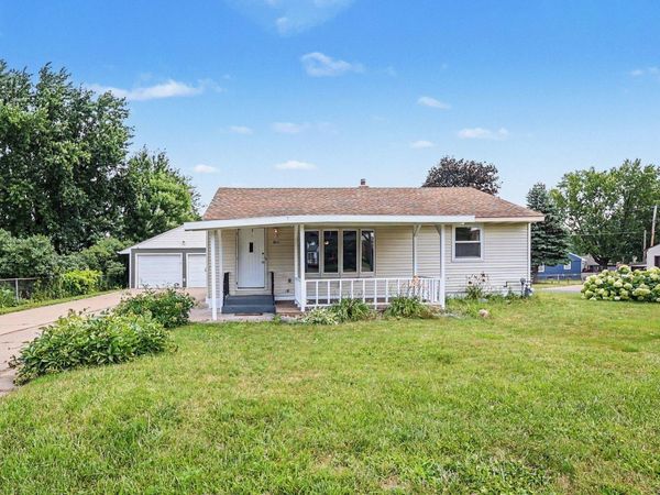 2842 Lexington Avenue S, Eagan, MN 55121