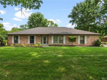 9732 Stagecoach Drive, Centerville, OH 45458