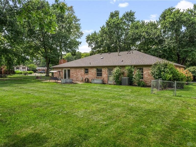 9732 Stagecoach Drive, Centerville, OH 45458 Photo 7