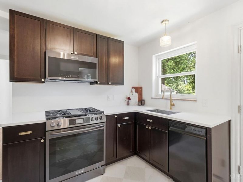 6926 Kleindale Ave, North College Hill, OH 45231 Photo 17