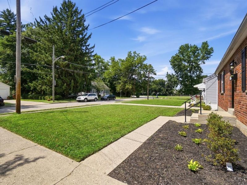 6926 Kleindale Ave, North College Hill, OH 45231 Photo 4