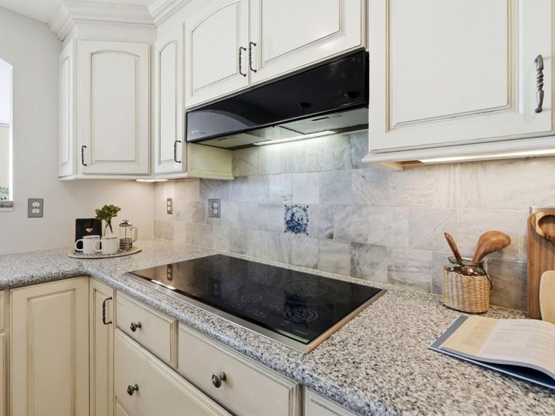 415 Bond Place, Unit 4C, Cincinnati, OH 45206 Photo 21