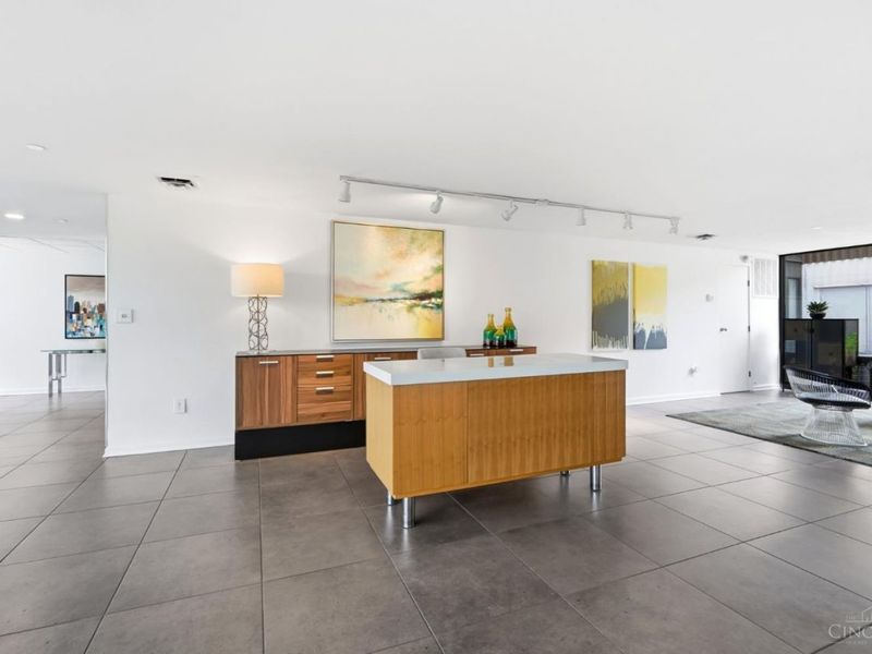 415 Bond Place, Unit 4C, Cincinnati, OH 45206 Photo 55