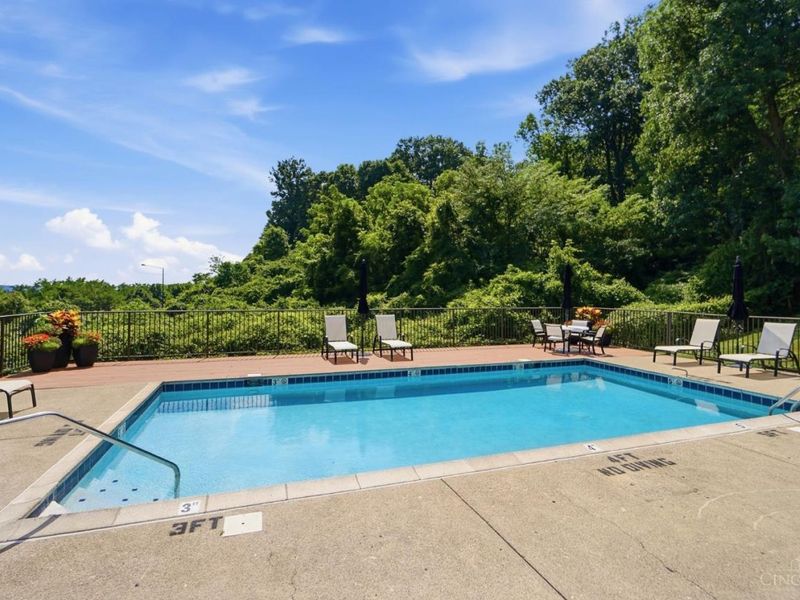 415 Bond Place, Unit 4C, Cincinnati, OH 45206 Photo 73