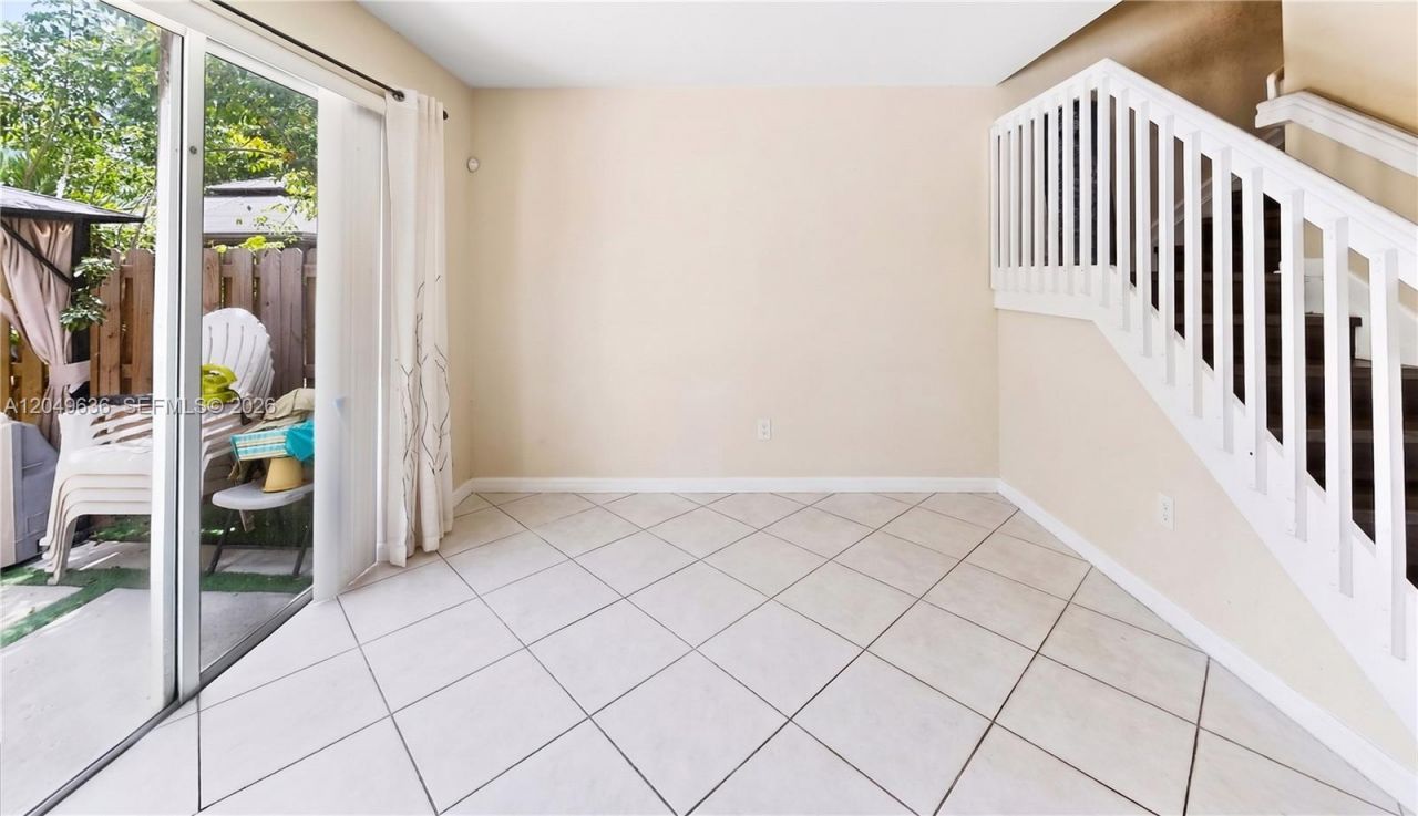 1073 NE 30th Ave , Homestead, FL 33033 Photo