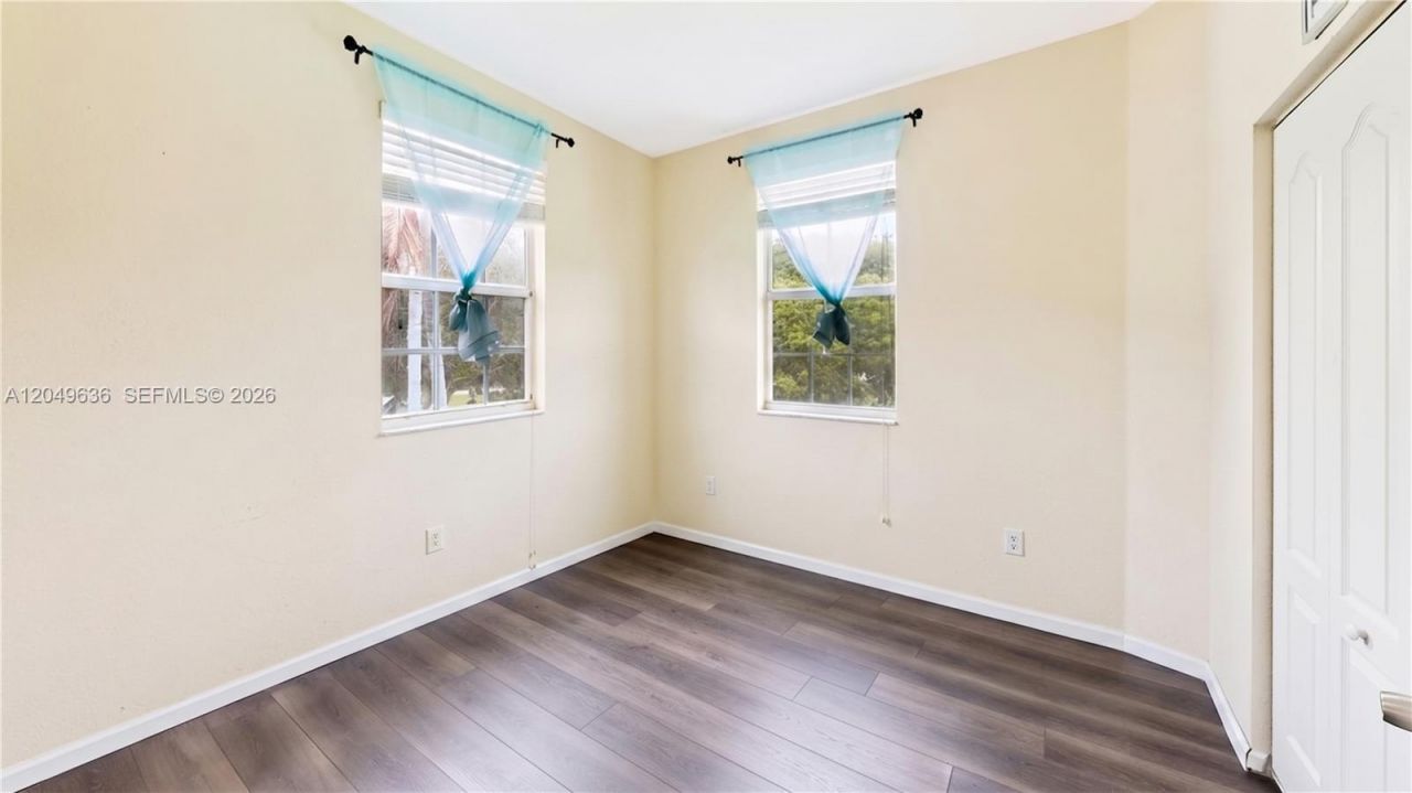 1073 NE 30th Ave , Homestead, FL 33033 Photo