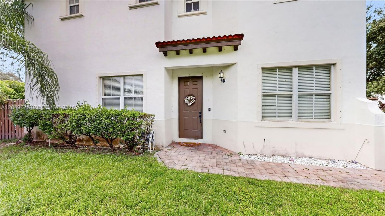 1073 NE 30th Ave , Homestead, FL 33033 Photo