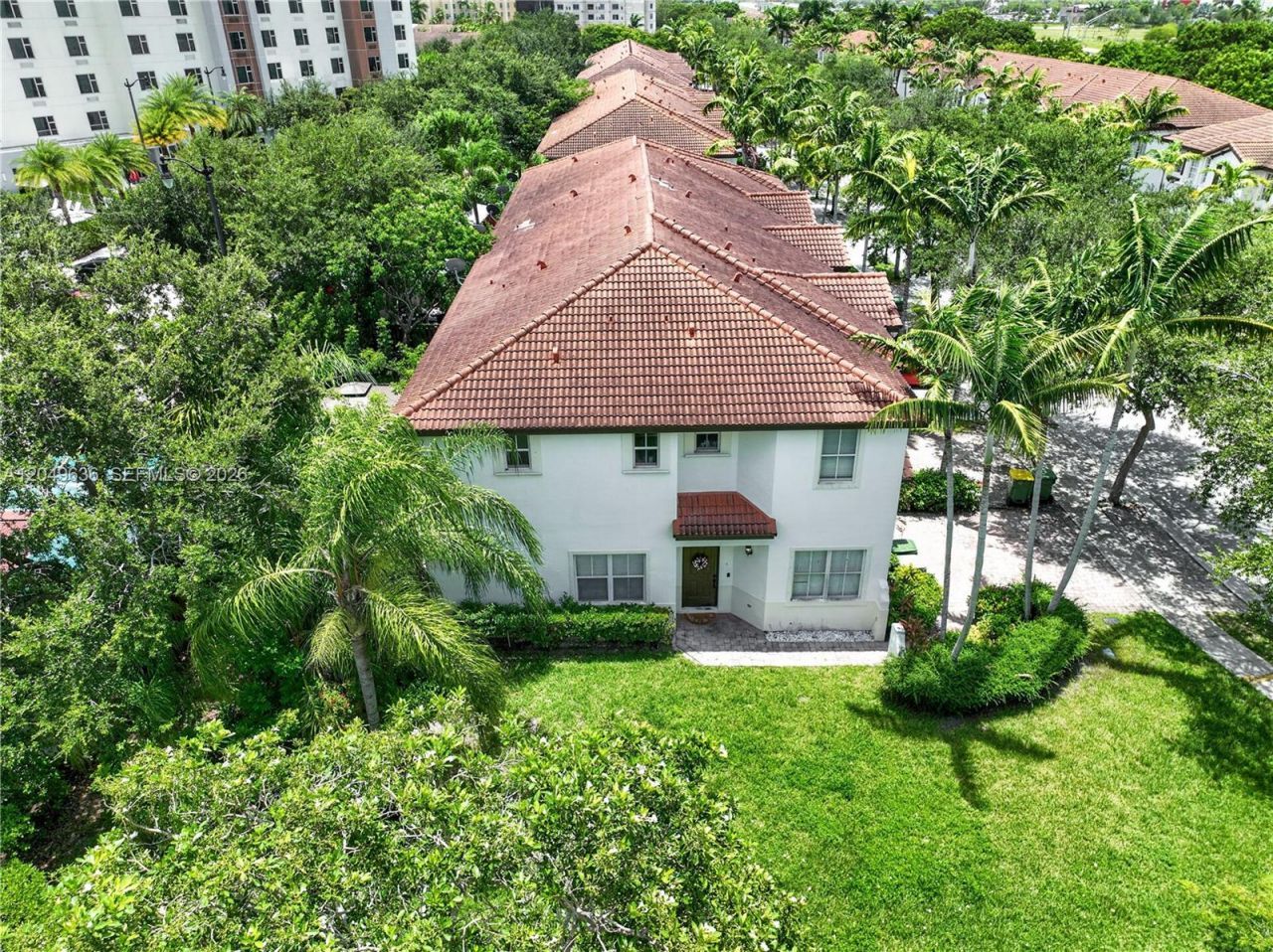 1073 NE 30th Ave , Homestead, FL 33033 Photo