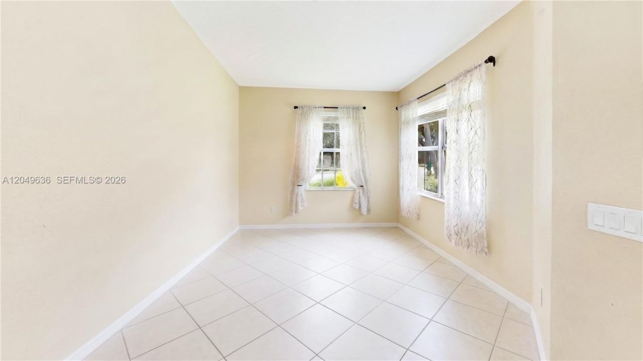 1073 NE 30th Ave , Homestead, FL 33033 Photo