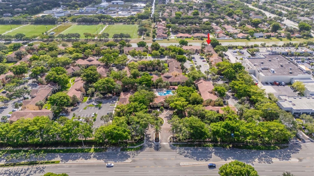 927 Coral Club Dr, Unit 927, Coral Springs, FL 33071 Photo