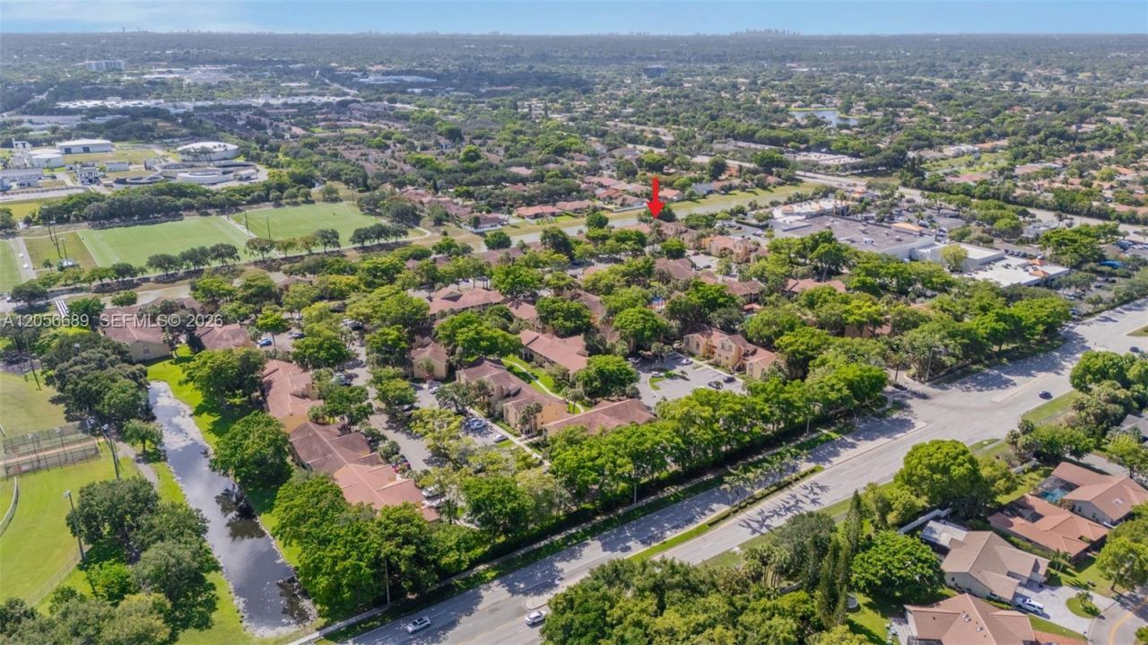 927 Coral Club Dr, Unit 927, Coral Springs, FL 33071 Photo