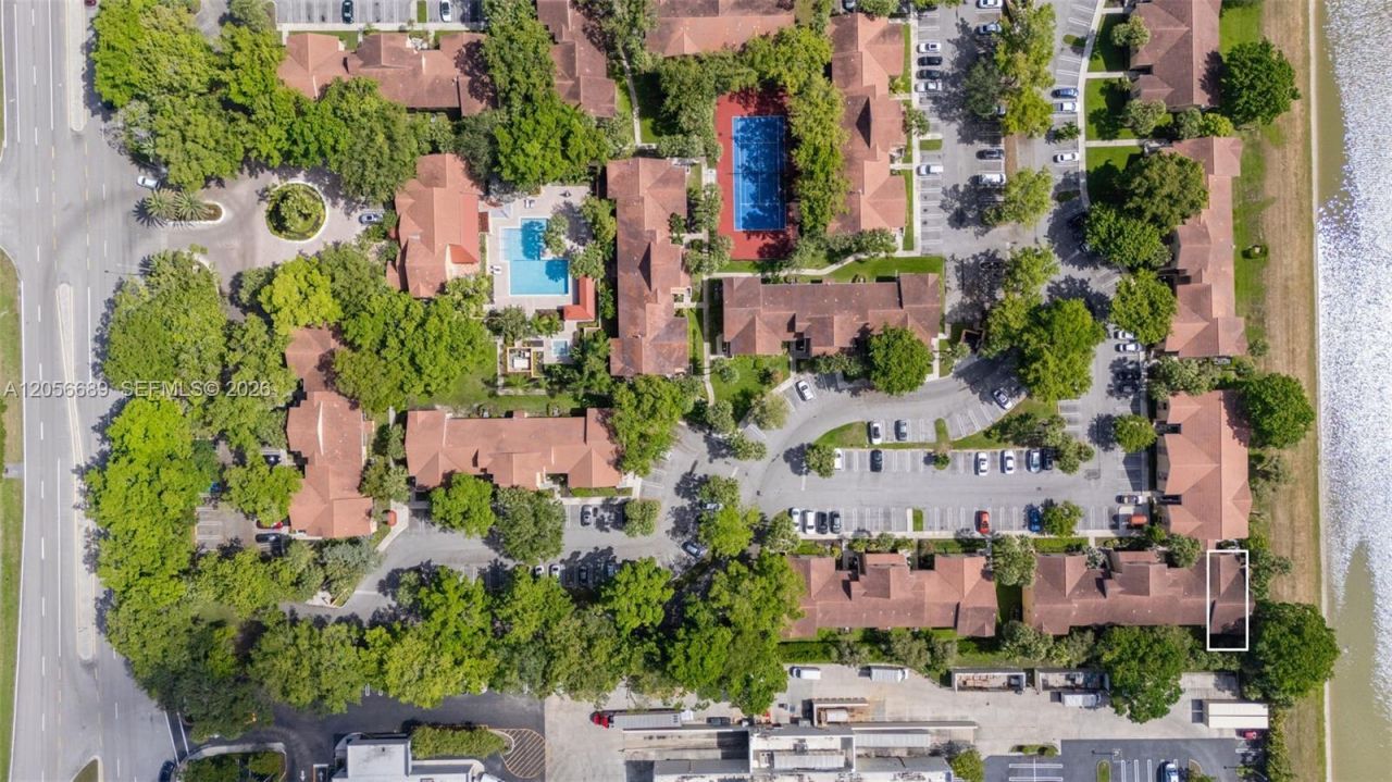 927 Coral Club Dr, Unit 927, Coral Springs, FL 33071 Photo