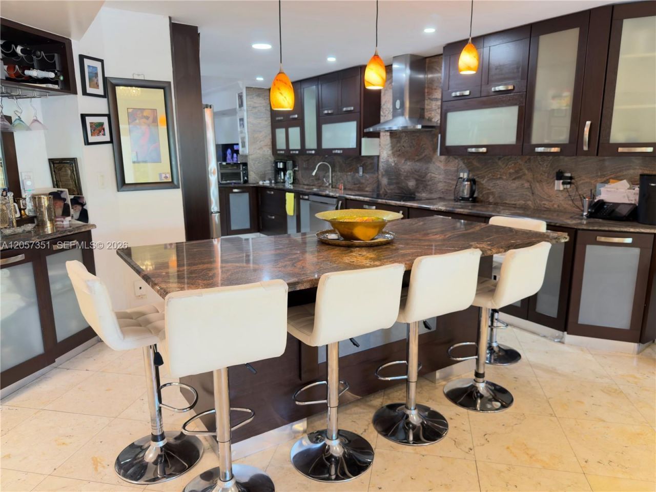 329 Poinciana Dr , Unit 909, Sunny Isles Beach, FL 33160 Photo