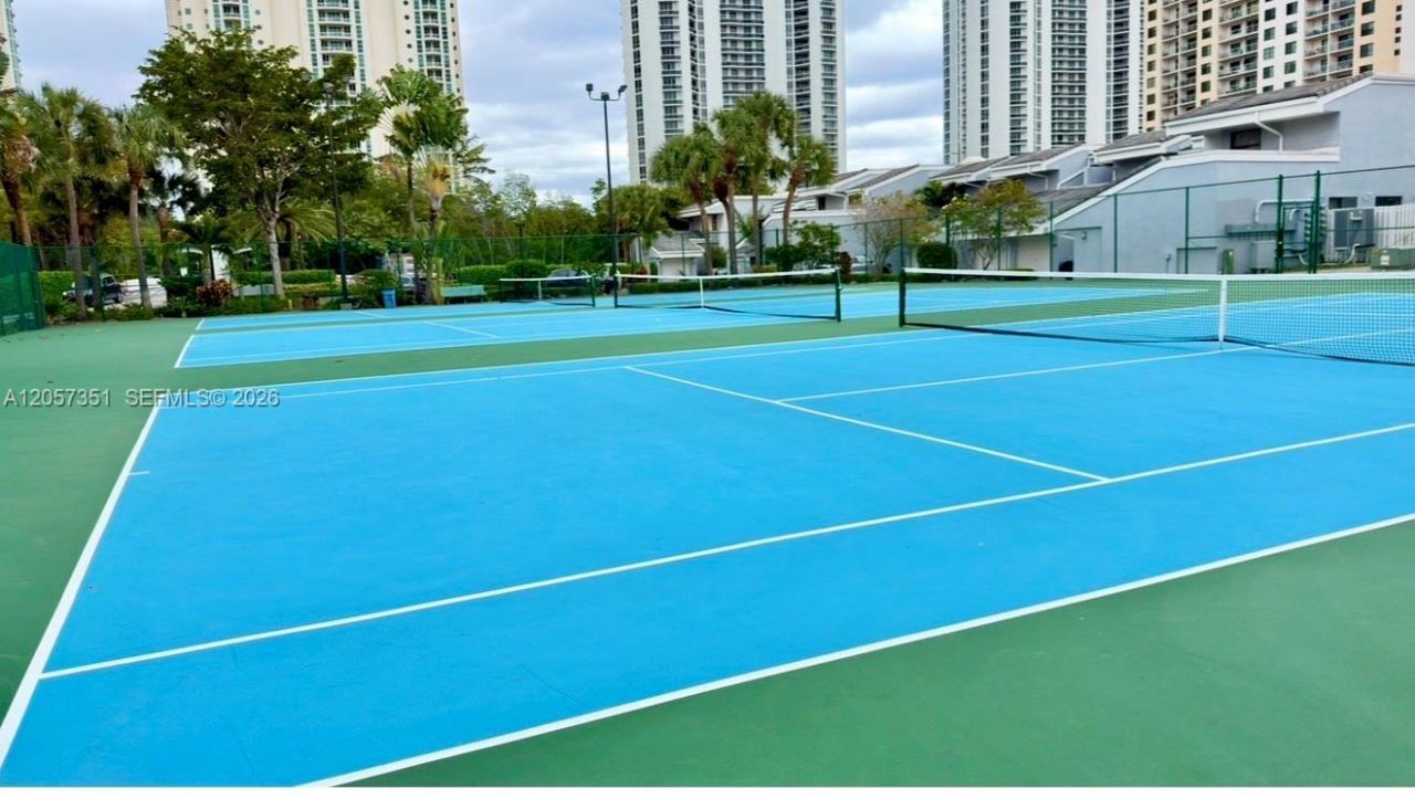 329 Poinciana Dr , Unit 909, Sunny Isles Beach, FL 33160 Photo