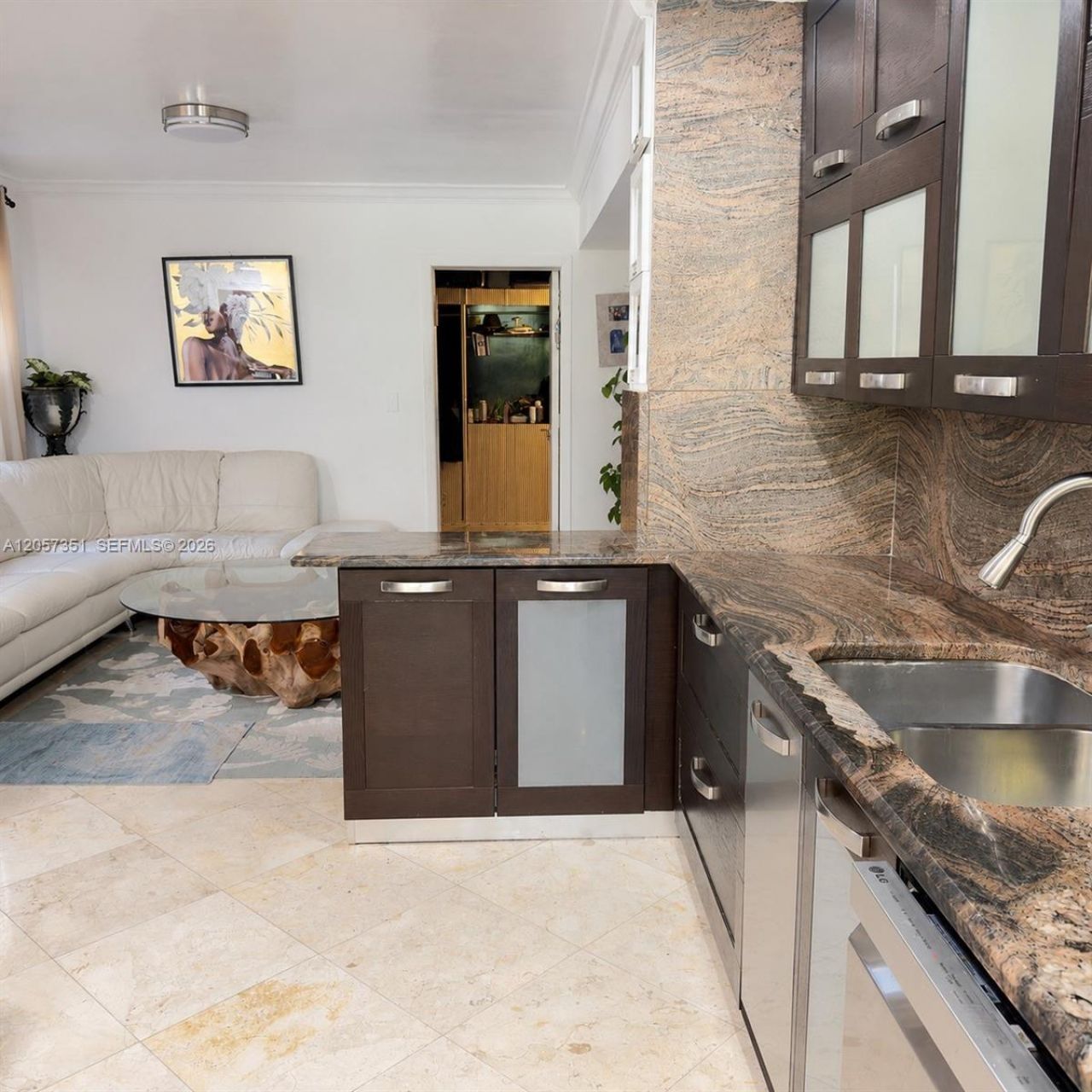 329 Poinciana Dr , Unit 909, Sunny Isles Beach, FL 33160 Photo