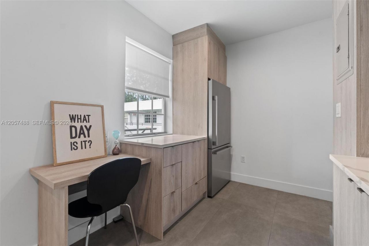 541 NE 62nd St , Unit 13, Miami, FL 33138 Photo