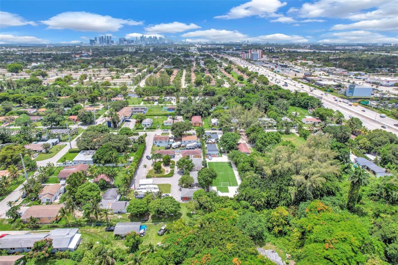529 NW 88th St, Unit 1, El Portal, FL 33150 Photo