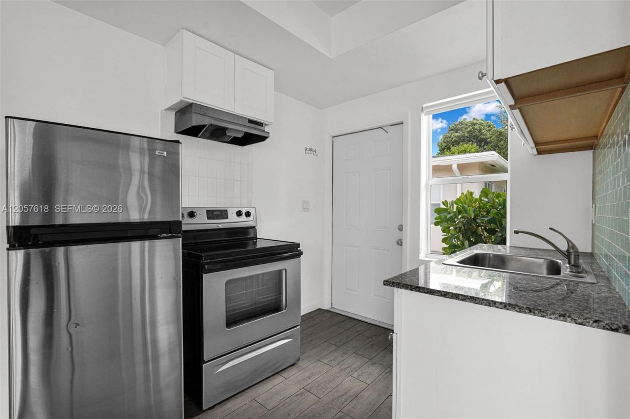 529 NW 88th St, Unit 1, El Portal, FL 33150 Photo