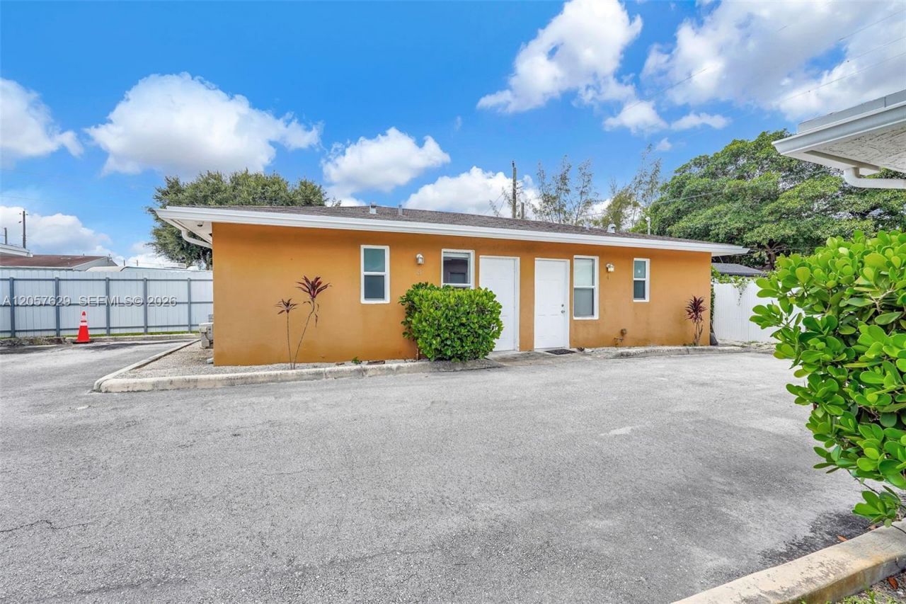 529 NW 88th St, Unit 3, El Portal, FL 33150 Photo