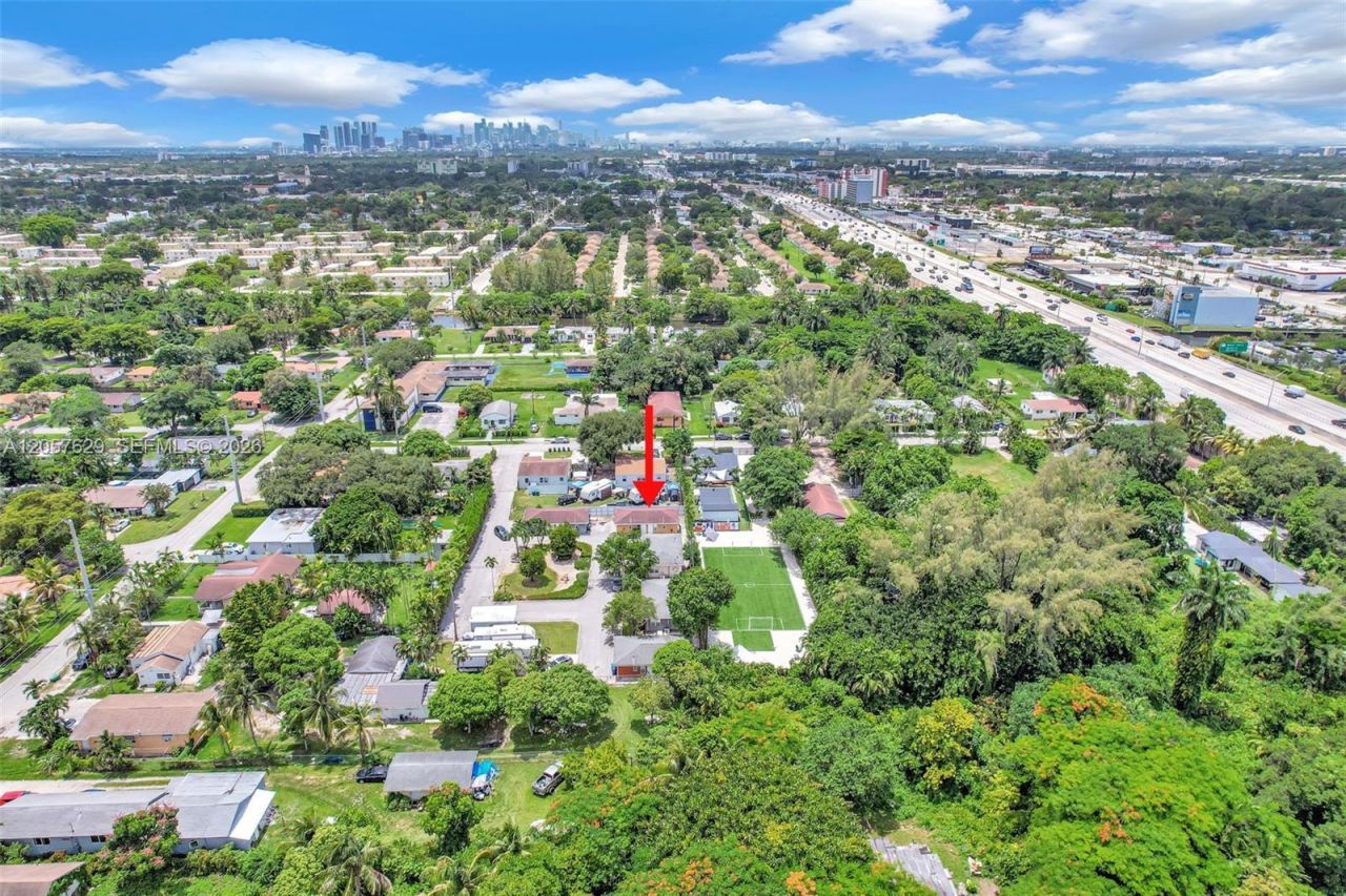 529 NW 88th St, Unit 3, El Portal, FL 33150 Photo