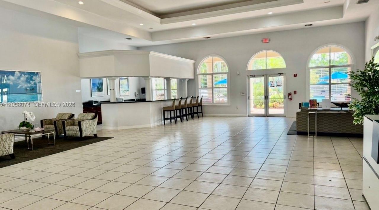 7565 NW 19th Dr, Pembroke Pines, FL 33024 Photo