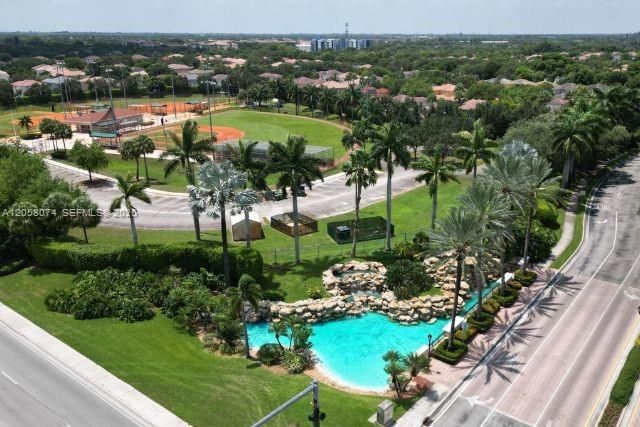 7565 NW 19th Dr, Pembroke Pines, FL 33024 Photo