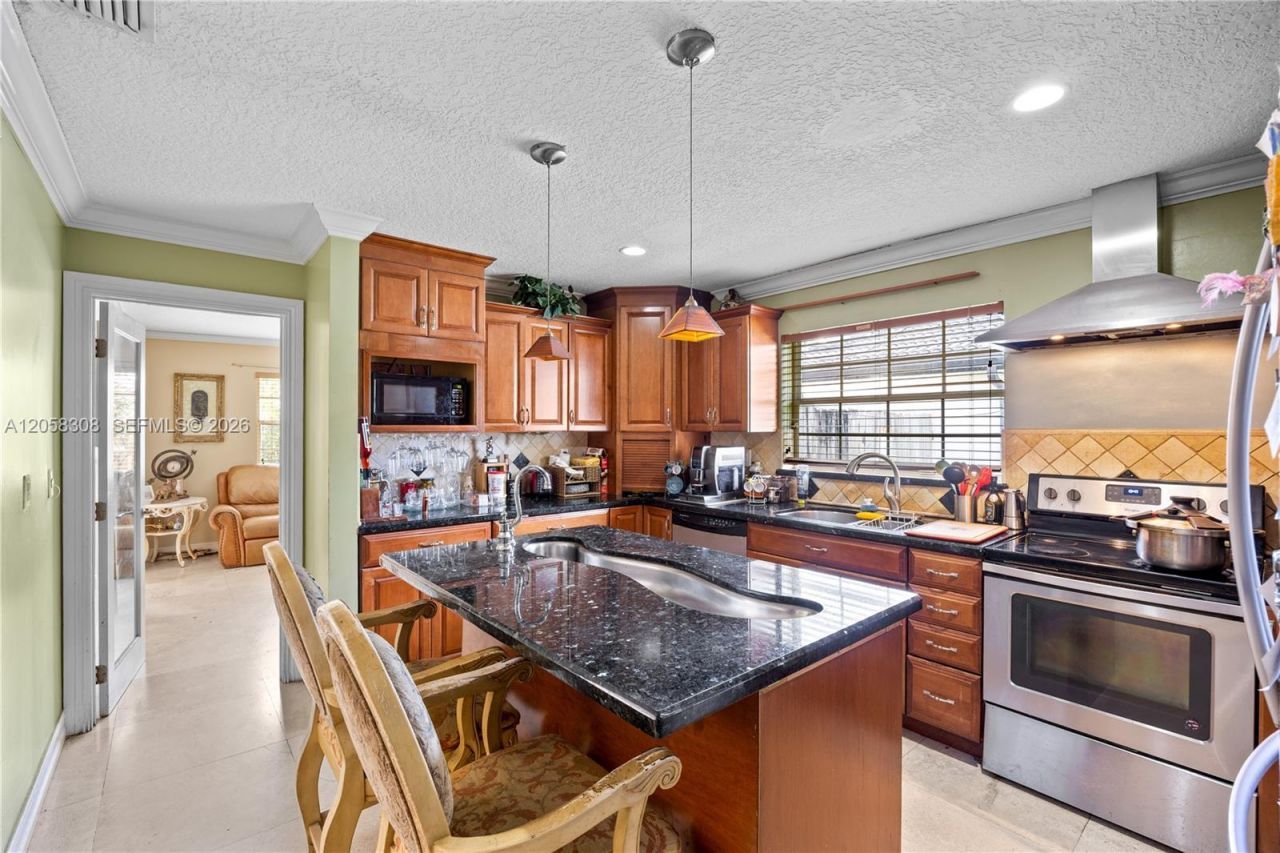 15330 SW 170th Ter , Miami, FL 33187 Photo