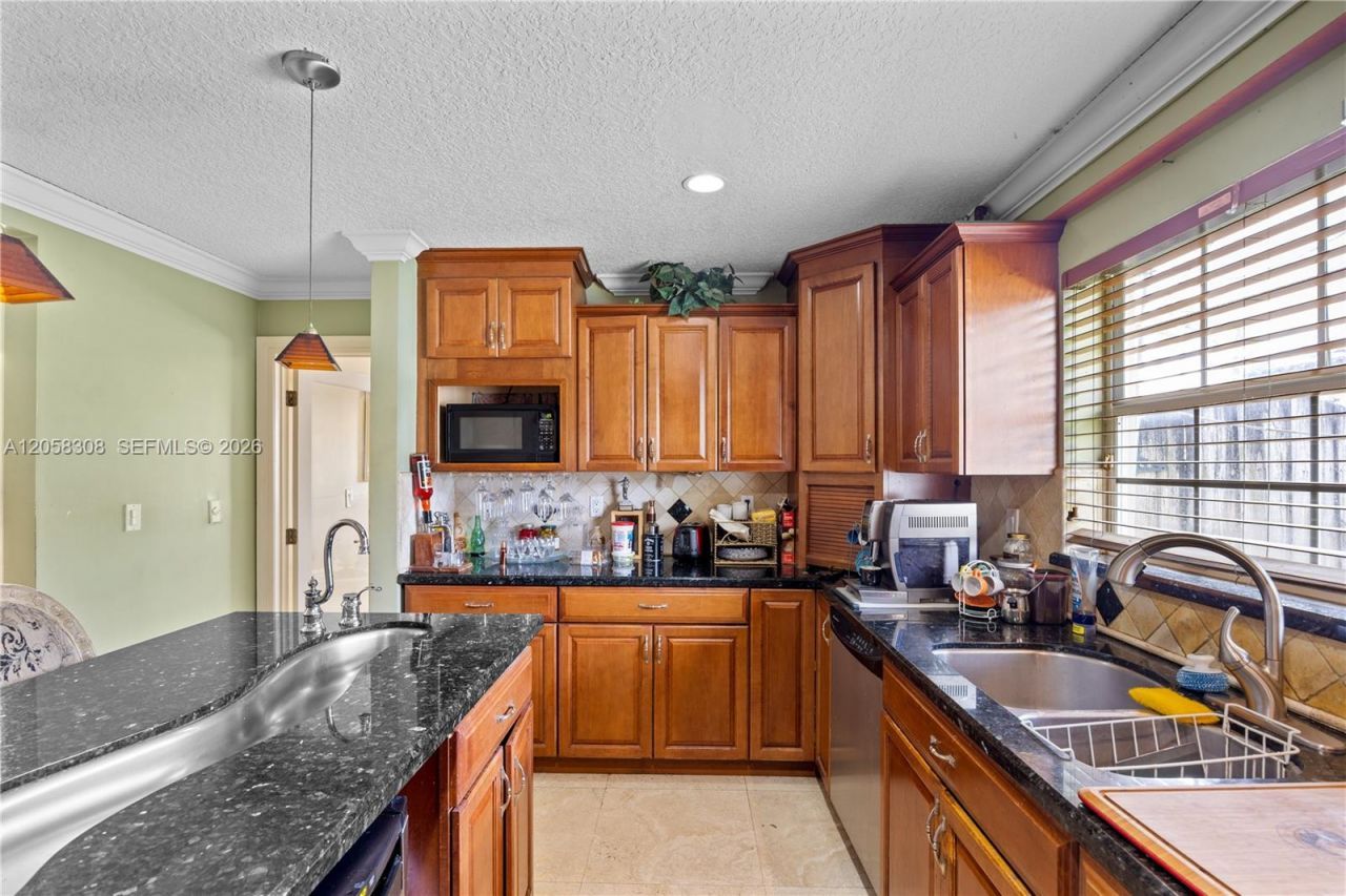 15330 SW 170th Ter , Miami, FL 33187 Photo