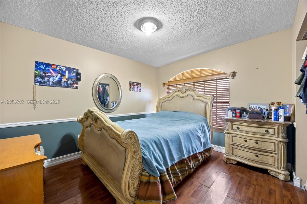 15330 SW 170th Ter , Miami, FL 33187 Photo