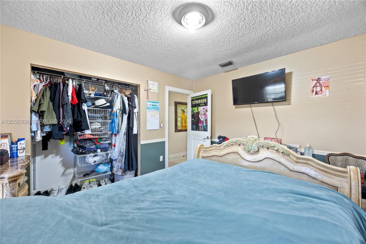 15330 SW 170th Ter , Miami, FL 33187 Photo