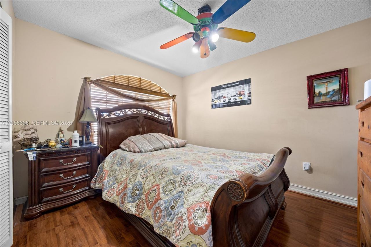 15330 SW 170th Ter , Miami, FL 33187 Photo